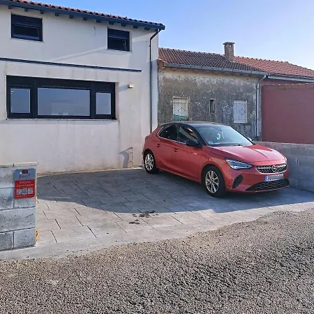 Casa Familiar En La Playa La Maruca Con Barbacoa