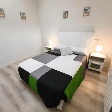 Casa Familiar En La Playa La Maruca Con Barbacoa Chalet Santander